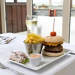 Ocean Sands & 4*