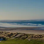 Ocean Sands & 4*