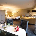 Ocean Sands & 4*